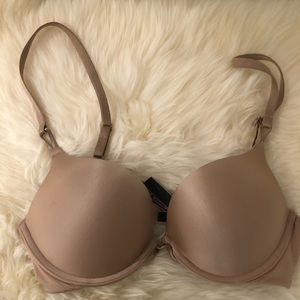 Victoria Secret Bombshell Nude Bra